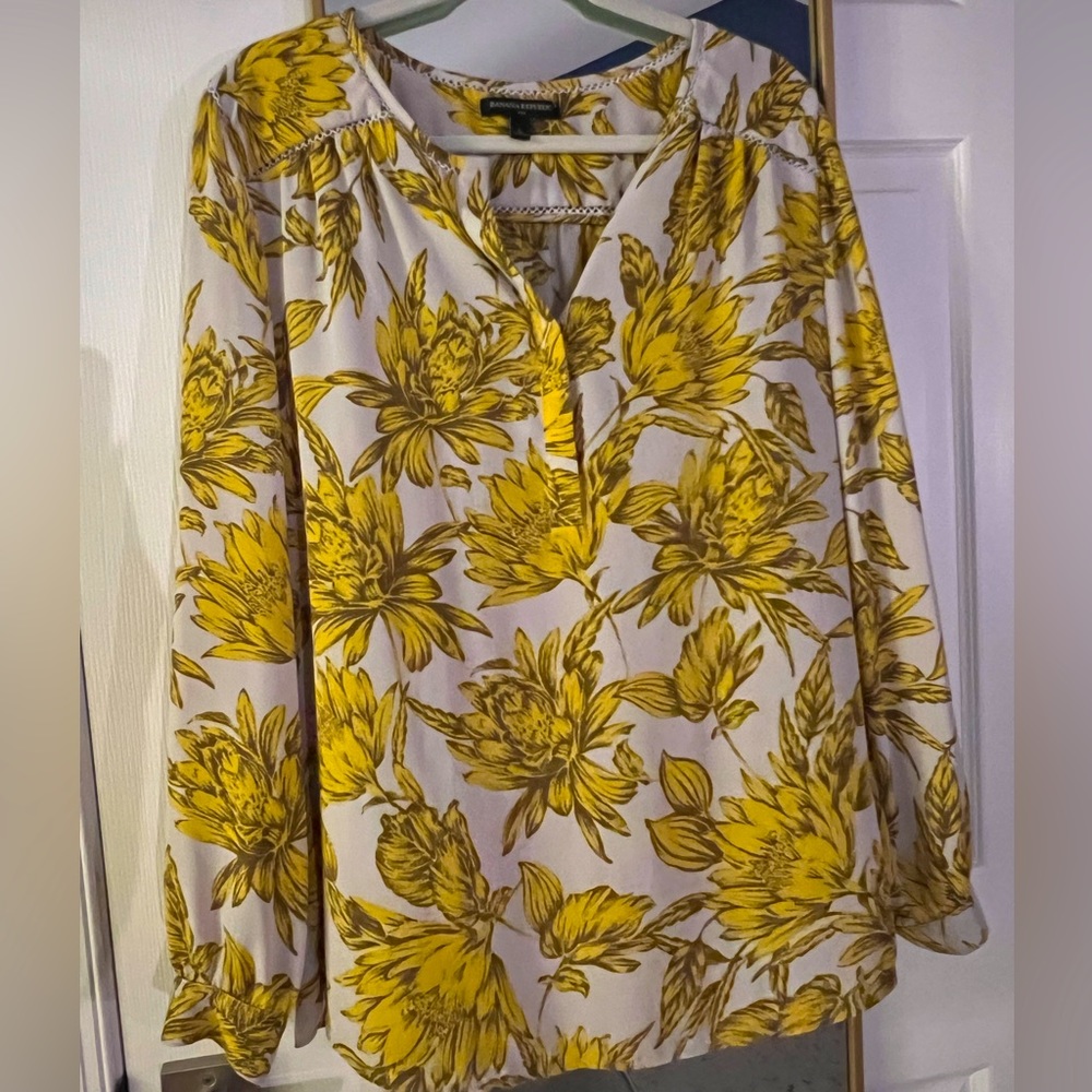 Banana Republic Yellow Floral Blouse Size L